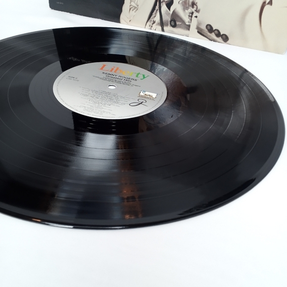Kenny Rogers Lot Of 3 Vinyl Records Greatest Hits, Share Your Love, Duets Tested - Picture 7 of 13